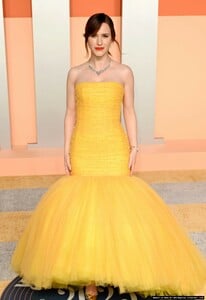 MRB-Events2025-VanityFairOscarPartyHostedByRadhikaJones-036.jpg