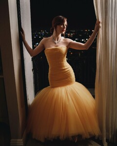MRB-Photoshoots2025-Portraits-VanityFairOscarParty-011.jpeg