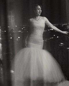 MRB-Photoshoots2025-Portraits-VanityFairOscarParty-013.jpeg