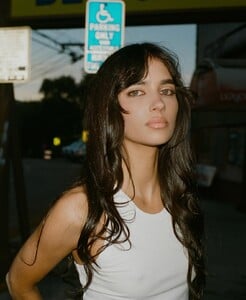 Me%20%26%20sis%20for%20%40goodamerican%20by%20%40samdameshek-7.jpg