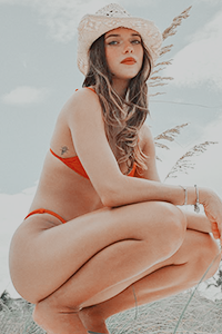 Paloma Rossano4.png