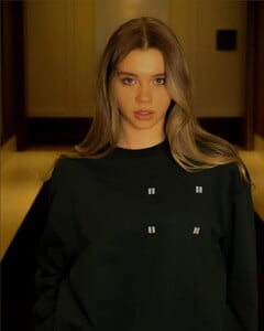 SIMPLE PROJECT SLATT'10% OFF NEXT DROP TO SUBS'JOIN THE NEW WAVE IN BIO' BIG SPRING DROP SOON'@angelpolikarpova #ProjectSlatt #StreetwearLuxury #explore (2).jpg