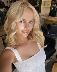 SandraTraczyk(Modelsintro.comAssort)_41.thumb.jpg.e89a0971400fbe8625591e440504c97a.jpg