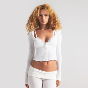 TP-LST-4895-MBL-EC-SKIMS-LOUNGEWEAR_0045-SD.jpg