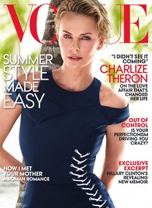Testino_US_Vogue_June_2014_Cover.thumb.jpg.21438641a9282bcd9ec98f9e42fc6c83.jpg