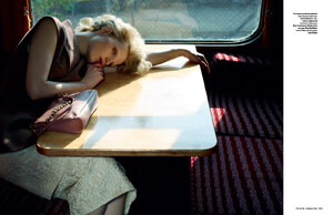 VUkr_Fashion_train4.thumb.jpg.82dd0e3cf97d4e62a1a0239fa04f2a25.jpg