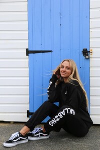 ann's cottage 11.01.19-18.JPG
