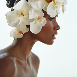 beautyportermag04.thumb.jpg.f49236d47bc2ead963ef8d183aa193de.jpg