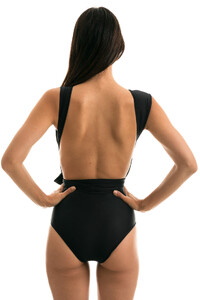 body-black-marina-model-back-05_ce9d65c5-d873-46f9-90c1-a033a3effce5.thumb.jpg.3e99552b2e9eedb497e0a896c21e6757.jpg