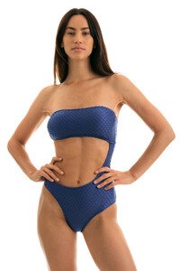 body-kiwanda-denim-rio-model-front-02_10036335-f48a-448d-bcbc-ec422cd640e7.thumb.jpg.086ac271c158f3ea9ae80c2f0ab19838.jpg