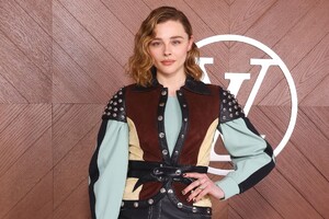 chloe-8.jpg