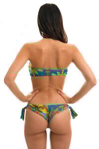 cocos-reto-model-back-04.thumb.jpg.76662a9c761ffeea40257fe623e70a35.jpg