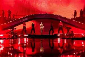 dualipa-10.jpg