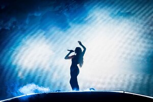 dualipa-12.jpg