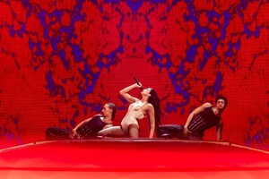 dualipa-8.jpg