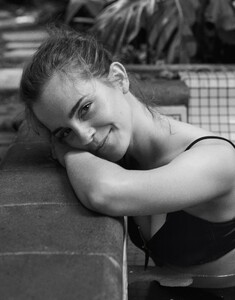 emmaportermag07.thumb.jpg.88e140013a2aa8e9f63934c5380dbf93.jpg
