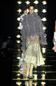gilgF00dior.thumb.jpg.b06414f21bce8611313ba4f493039839.jpg