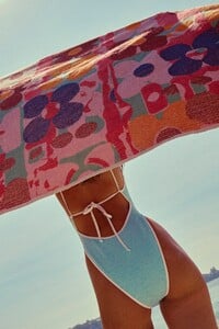 images.urbndata-13.thumb.jpg.31eaf41fa952b9db360e7c90f36eeb4a.jpg