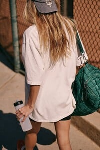 images.urbndata-20.thumb.jpg.40f856726e83d2a5c2618765f018e4c6.jpg