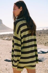 images.urbndata-26.thumb.jpg.50980f00ad1598ee2e88ec470f777a2f.jpg