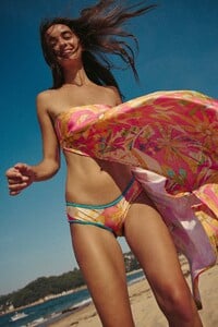 images.urbndata-4.thumb.jpg.c7840eb45d035a6d60c403d642c3455a.jpg