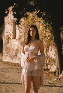 martina36_optimized_2048x.jpg