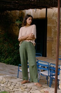 nenes_SS25_la_clique_lookbook_pant_manta_kaki_1.jpg