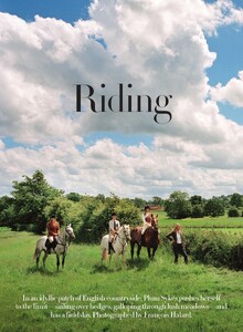 riding_high_01.thumb.jpeg.08afc159af8394f068045a9715b3be82.jpeg
