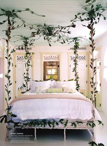 side_paradise_06.thumb.jpeg.6f7deb7d813c904350f3ac76725ae291.jpeg
