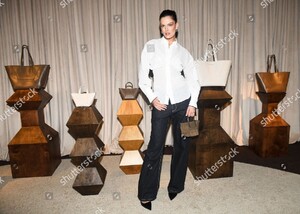 vanessa-fuchs-1500w-15224726ag.jpg