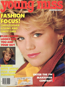 youngmissUS1083coverMarilynClark.thumb.jpg.b9a1093bc69ccd0733113a2b1530f9f8.jpg