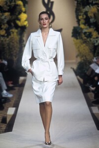 zikova s00ysl-HC-12.jpg