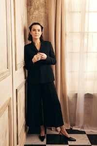 zoey-deutch-slays-sxsw-2025-in-dior-elegance-17.jpg
