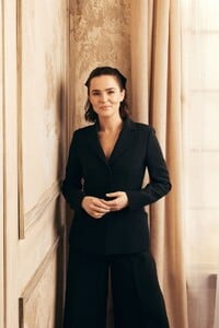 zoey-deutch-slays-sxsw-2025-in-dior-elegance-8.jpg