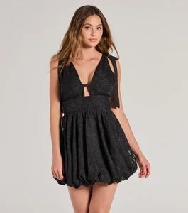 05101-3662_1_BLACK_ChicBurnoutChiffonBubbleHemSkaterDress.thumb.webp.5639775abd9d96685c99dcb61507f3b0.webp