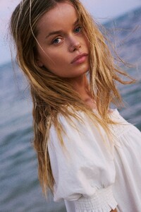 05bb6f1e-d89e-47f8-a5d1-bc27c7e3e634.jpg