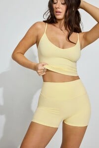 100095930_1MM_alt2_1920x2880.jpg