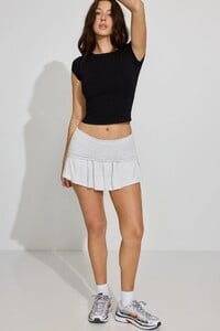 100097929_06V_alt2_1920x2880.jpg