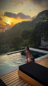 [2025.04.03] josephineskriver_DH_kHsDOmLS5.jpg