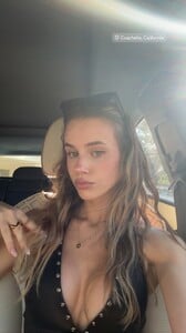 [2025.04.11] haileygrice_3608762260723972781.jpg