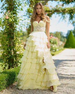 [2025.04.12] sherrihill_491465464_18510235276046023_3149214667483638068_n.jpg