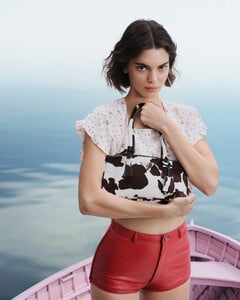 [2025.04.15] prada_489847975_18513015091022893_1424000356150758103_n.jpg