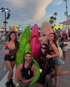 [2025.04.16] victoriajustice_491458944_18589982209006824_4934902867498824282_n.jpg