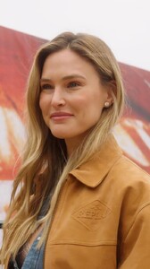 2025_04.17vanityfairitalia_DIjdzr3KAoz.thumb.jpg.28ab92fd52fd1310859195823c7934ae.jpg