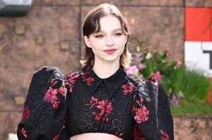 2207629653-f.jpg