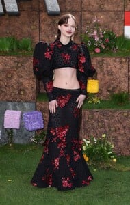 2207654301-f.jpg