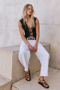 4975776c-bd59-4ab0-94b2-16a24d63f6da.jpg