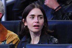 582532100_lily-2.jpg