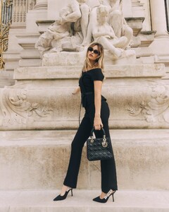 583327547_lily-18.jpg