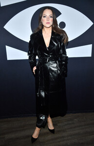 585302887_liz-1.jpg